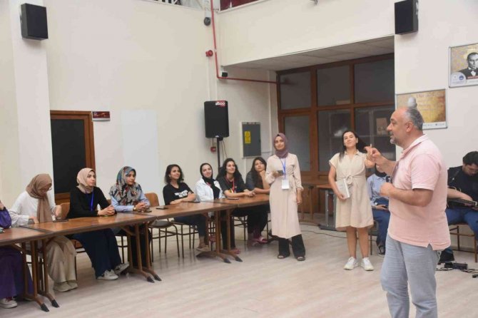 Aydın’dan Gelen Gençler Afyonkarahisar’ı Keşfetti