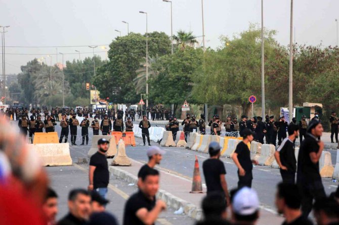 Irak’taki Karşılıklı Sokak Protestoları Sona Erdi