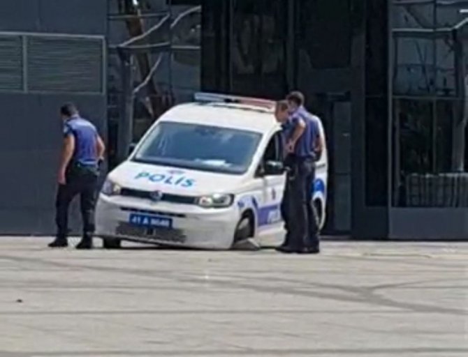 Parkenin Kırılması Polis Ekiplerine Zor Anlar Yaşattı