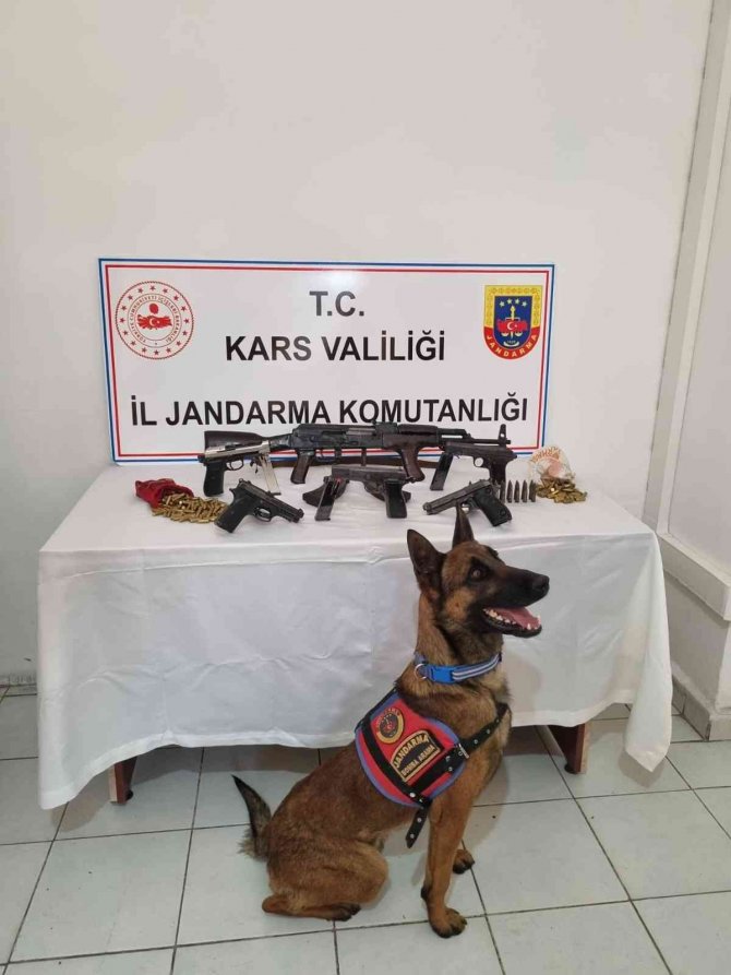 Kars’ta Jandarmadan ‘Şafak’ Operasyonu