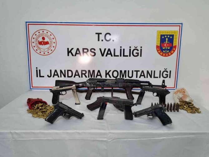 Kars’ta Jandarmadan ‘Şafak’ Operasyonu