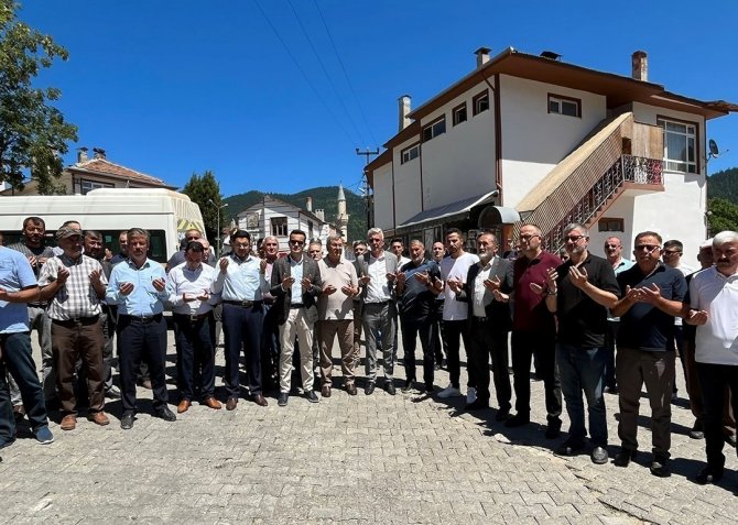 Sel Mağduru Küre İlçesine Yeni İş Makineleri Kazandırıldı