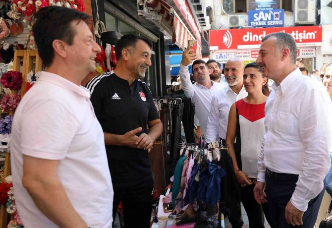 Başkan Büyükakın: "Halkımızla Gönül Diliyle Konuşuyoruz"
