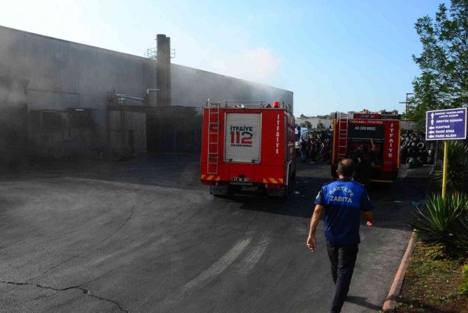 Fabrika Yangını Diye Panik Oluştu, Makine Arızası Çıktı