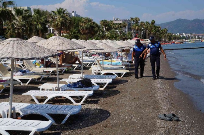 Marmaris’te Zabıtadan Sahil Denetimi