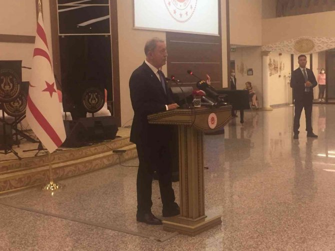 Bakan Akar: “Üçüncü Taraflardan Beklentimiz Kıbrıs Meselesi Hakkında Tarafsız Olmaları”