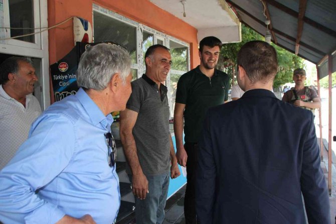 Kaymakam Demirer, Esnafı Malazgirt Zaferi Etkinliklerine Davet Etti