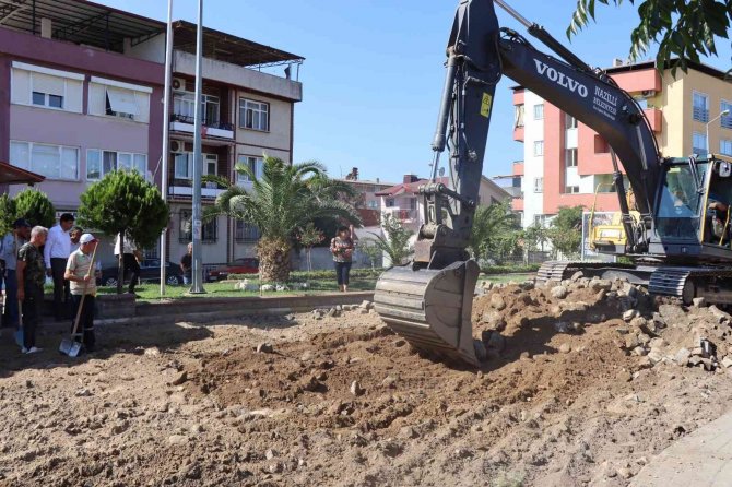 Nazilli Cumhuriyet Mahallesi’nde 173 Sokakta Yol Yenileme Çalışmaları Başladı