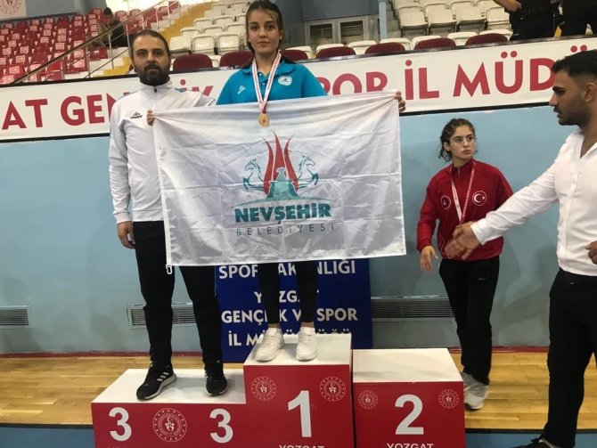 Genç Sporcular 23 Madalya Kazandı