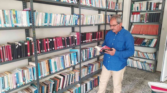 Geri Dönüşüm Kütüphanesine İlçe Halkı Yoğun İlgi Gösteriyor