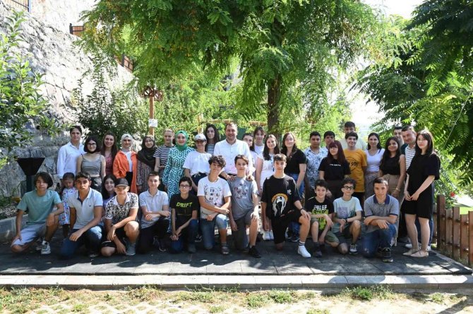 Lgs’ye Giren Öğrenciler Bir Araya Geldi