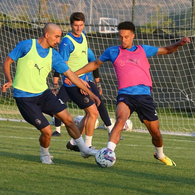 Afyonspor Yeni Sezon Hazırlıklarının İlk Etabını Tamamladı