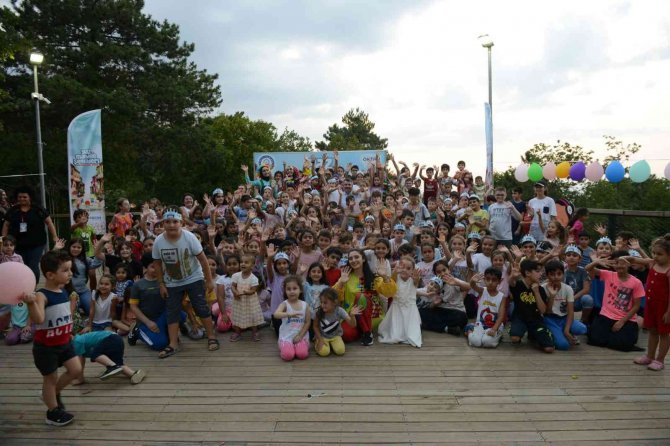 Başkan Yılmaz’dan Çocuklara Sürpriz