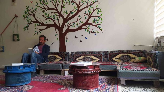 Geri Dönüşüm Kütüphanesine İlçe Halkı Yoğun İlgi Gösteriyor