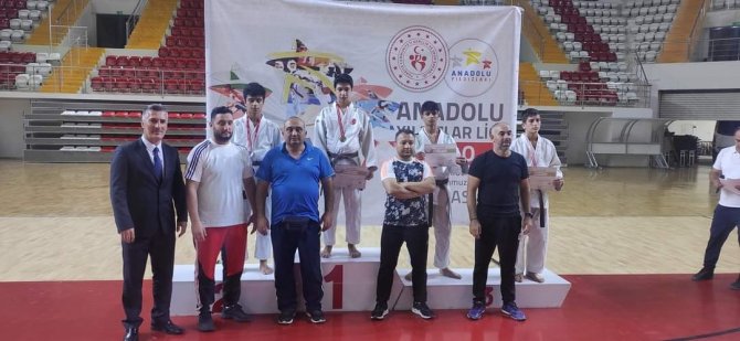 Anali̇g Türkiye Finali’nde Yunusemre Fırtınası