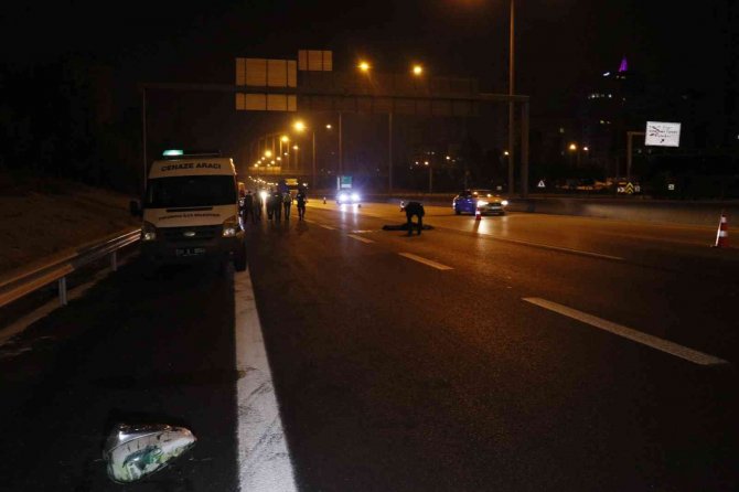 Adana’da Otomobil Motosiklete Çarptı: 1 Ölü 2 Yaralı