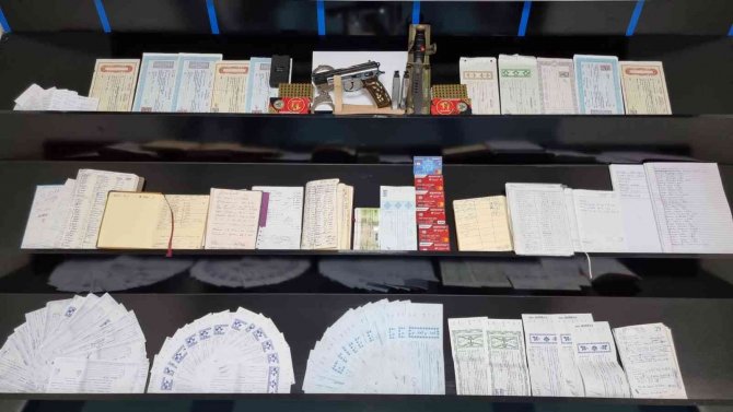 Tefecilerin Evinden 8 Milyon 350 Bin Lira Değerinde Senet Çıktı