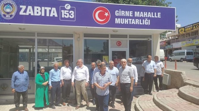 Muhtarlar Federasyonu’ndan Başkan Turanlı’ya Plaket
