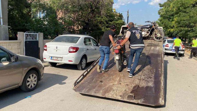 Sorgulaması Yapılan 785 Motosikletten 39’u Trafikten Men Edildi