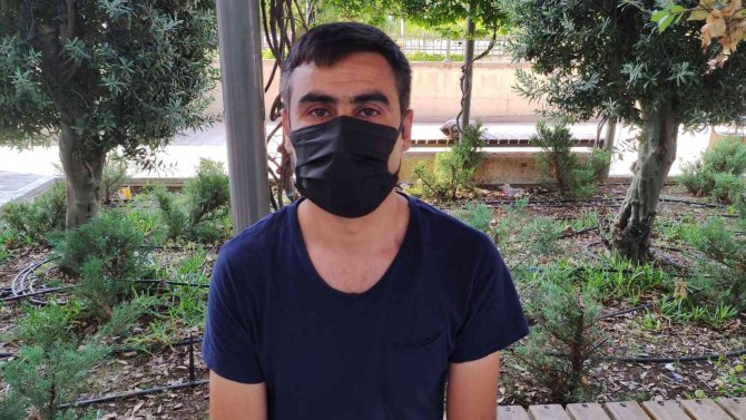 Otoyolda Yarış Yapan Araç Sürücüsü, 23 Yaşındaki Gence Çarpıp Hayatını Kararttı