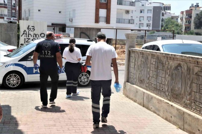 İ̇ki Gündür İşe Gitmeyen Odyometrist Evinde Ölü Bulundu