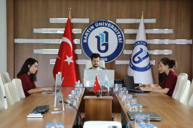 Barü, “Üniversiteni Keşfet Yök Sanal Fuarı 2022”de Öğrencilerle Buluşuyor
