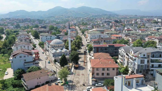 Başiskele’de Asfalt Seferberliği