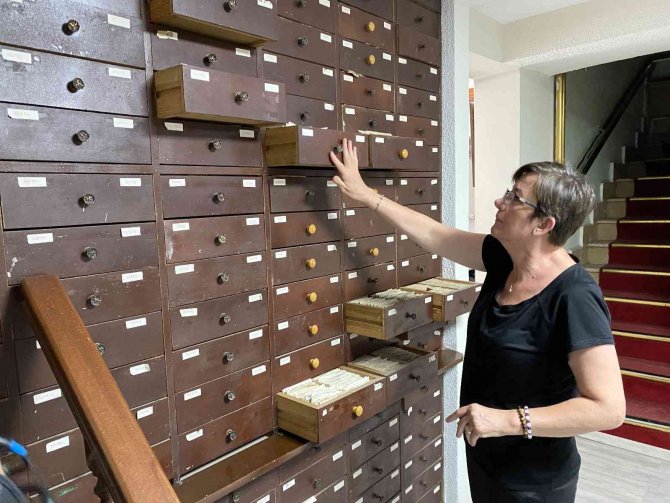 Kadıköy’de Ünlülerin Yarım Asırlık Fotoğrafçısı: "Arşivlerimizde Çok Fazla Anımız Var”