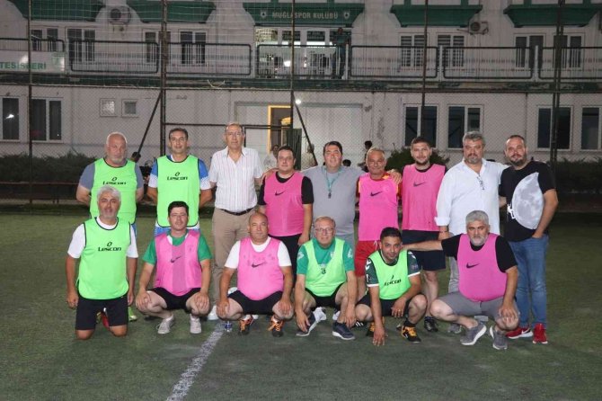 Muğlaspor Yönetimi Halı Sahada Bir Araya Geldi