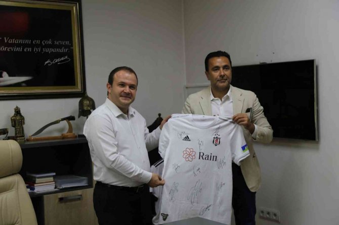 Beşiktaş Asbaşkanı Emre Kocadağ: “Takıma Takviye Noktasında Hocamızın İstediği 1-2 Bölge Daha Var"