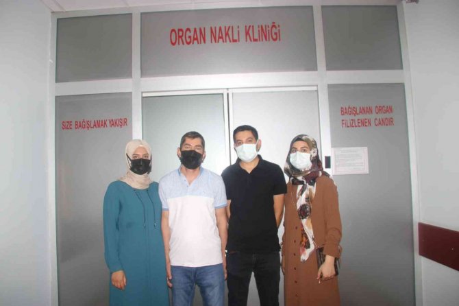 Evlenirken ‘Hastalıkta Ve Sağlıkta’ Deyip, Kocaları İçin Böbreklerini Takas Ettiler