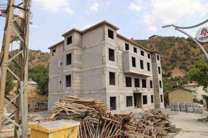 Çukurca Belediyesinden Hummalı Çalışma