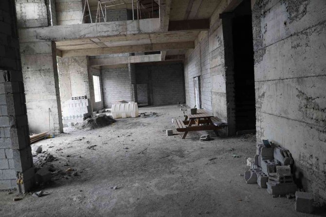 Çukurca Belediyesinden Hummalı Çalışma