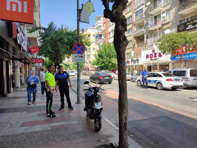 Kaldırımlara Park Eden Motosikletlere Yönelik Denetim
