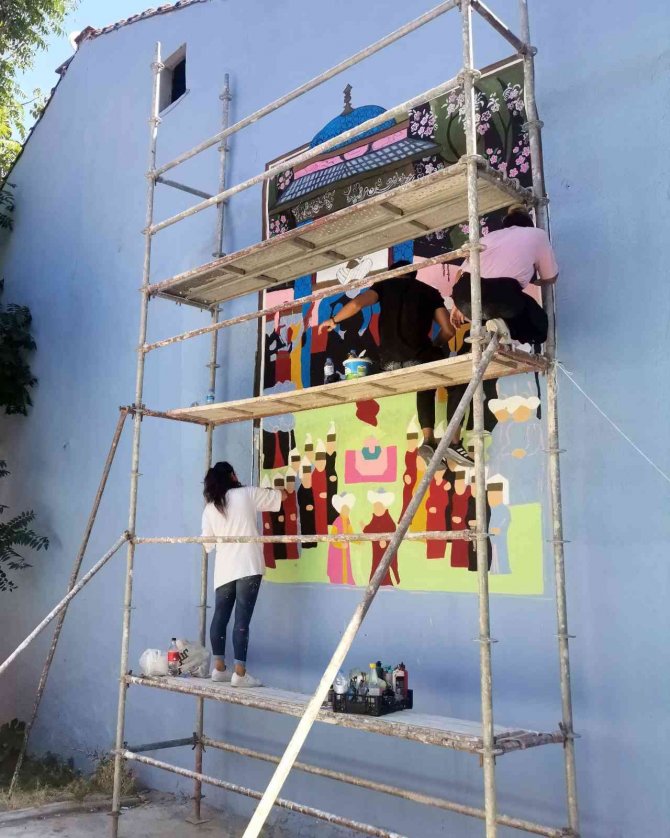 Osmangazi’de Sokaklar Sanatla Renkleniyor