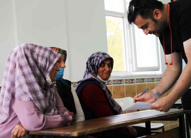 En Uzaktaki Kırsal Mahallelere Dahil Giden Mobil Kanser Tarama Aracı Hizmete Girdi