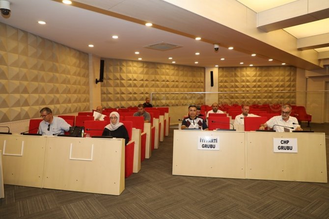 Şehzadeler Belediye Meclisi Gündemindeki 17 Maddeyi Karara Bağladı