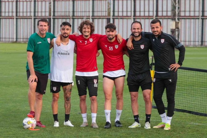 Samsunspor’un Kadrosunda Çift Pasaporta Sahip 12 Futbolcu Bulunuyor