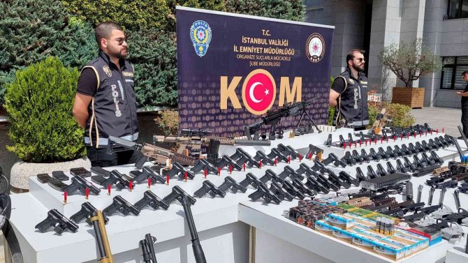 İ̇stanbul’da Suç Örgütlerine Silah Temin Eden Kişilere Operasyon