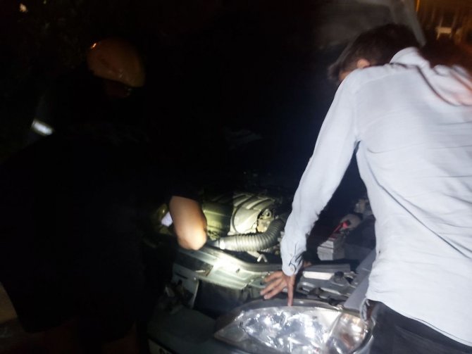 Tatil Dönüşü Evlerine Giden Ailenin Otomobilinde Yangın Çıktı
