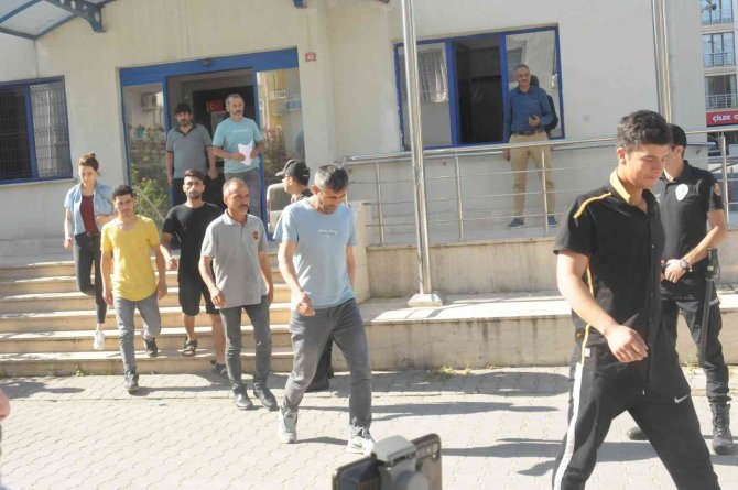 Yalova Merkezli 3 İldeki Göçmen Kaçakçılığı Operasyonunda 3 Tutuklama