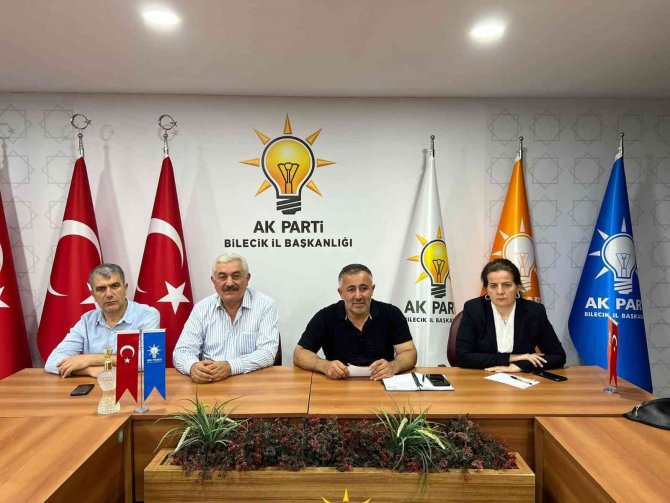 Ak Parti’de İstişareler Sıkılaştırıldı