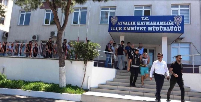 Ayvalık’ta Polis Ve Sahil Güvenlikten Pkk-kck Terör Örgütüne Darbe