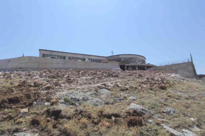 Başkan Pekmezci, Bamsı Beyrek Seyir Terasında İncelemelerde Bulundu