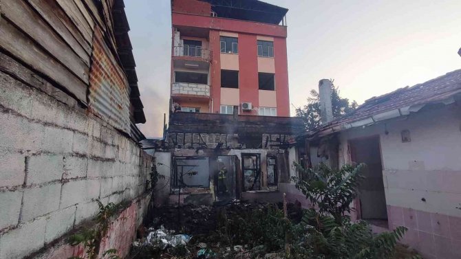 Bursa’da Müstakil Evde Korkutan Yangın