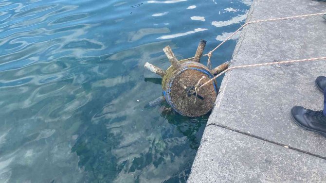 İ̇stinye’de Denizde Şüpheli Cisim Paniği: Mayın Sanıldı, Tonoz Çıktı