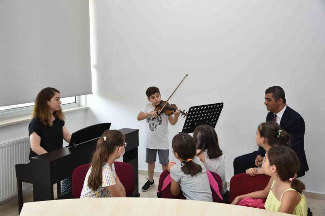 Denizli’de Yaz Okulları Büyük İlgi Görüyor