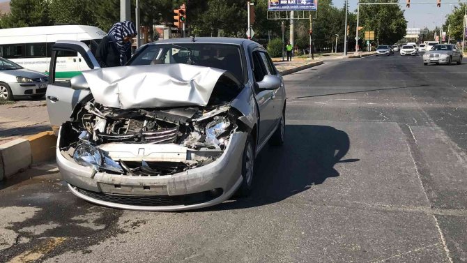 Elazığ’da Trafik Kazası: 1 Yaralı