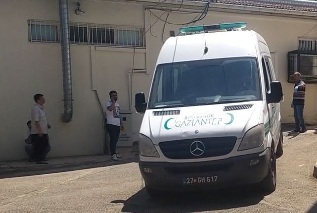 Süt Sağımı Yaparken Elektrik Akımına Kapılan Adam Kurtarılamadı