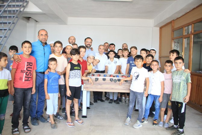 Bakan Kasapoğlu’nun Gönderdiği Langırt Oyun Masası İlgi Odağı Oldu